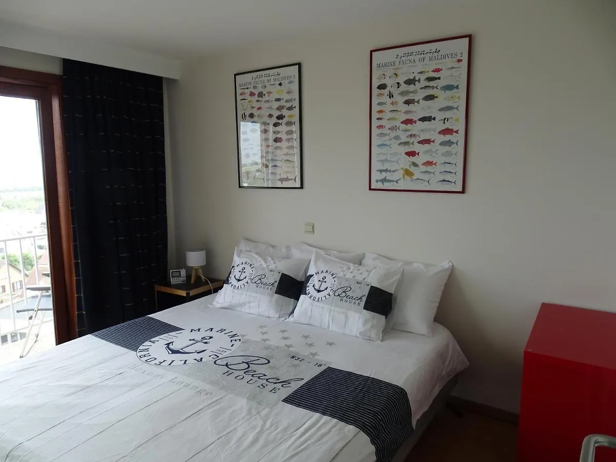 Luxury App, Frontal Sea View + South Terrace + Garage Apartment Middelkerke Belgium