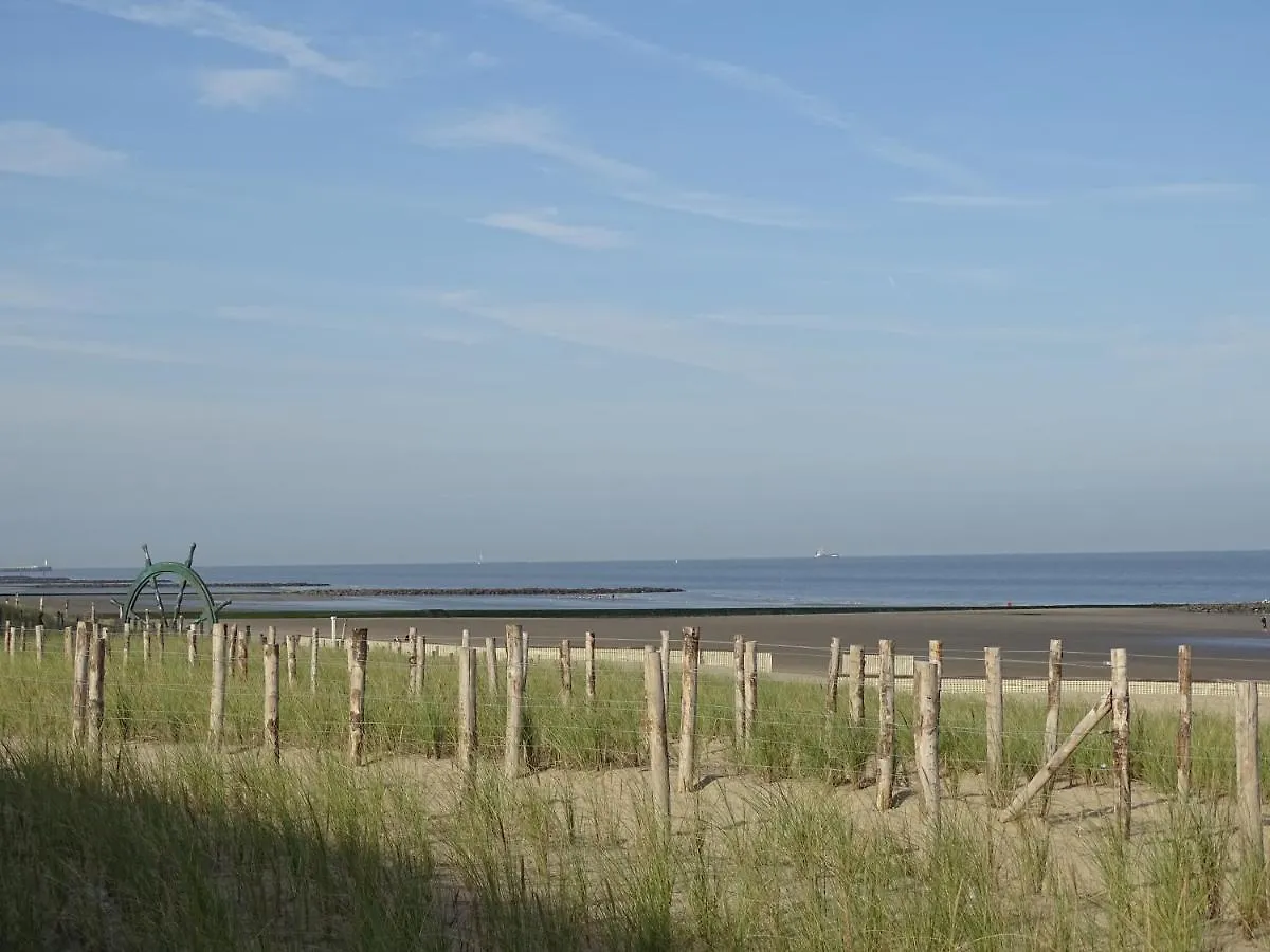 Luxury App, Frontal Sea View + South Terrace + Garage Apartment Middelkerke 0*,